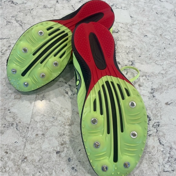 Saucony Velocity MP Racing Spikes - Citron/Black - Picture 3 of 5